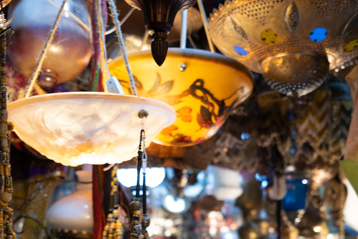 Zauber von 1001 Nacht: Im Bazar der Medina von Tunis.