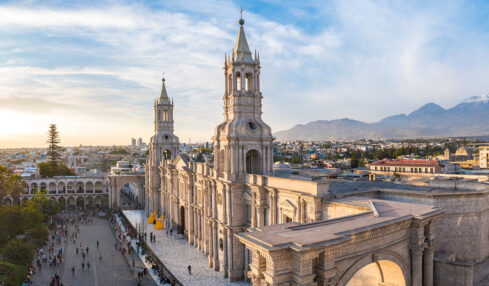 Kathedrale von Arequipa (Basilika Catédral di Santa Maria)