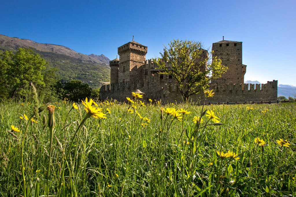 Die Burg Fénis im Aostatal.