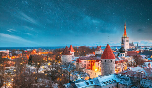 Sicht über die Stadt Tallinn in Estland